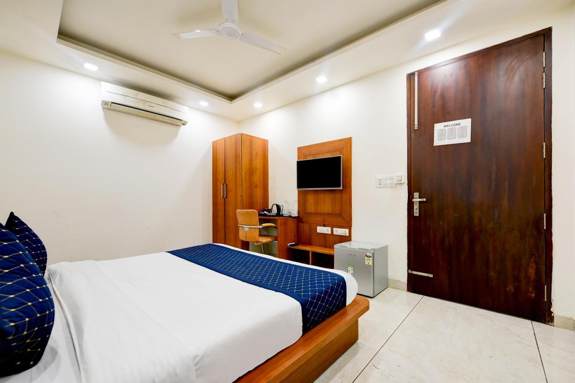 Hotel Leaf 9 Boutique, Near Golf Course Road And Galleria Market Gurgaon Esterno foto