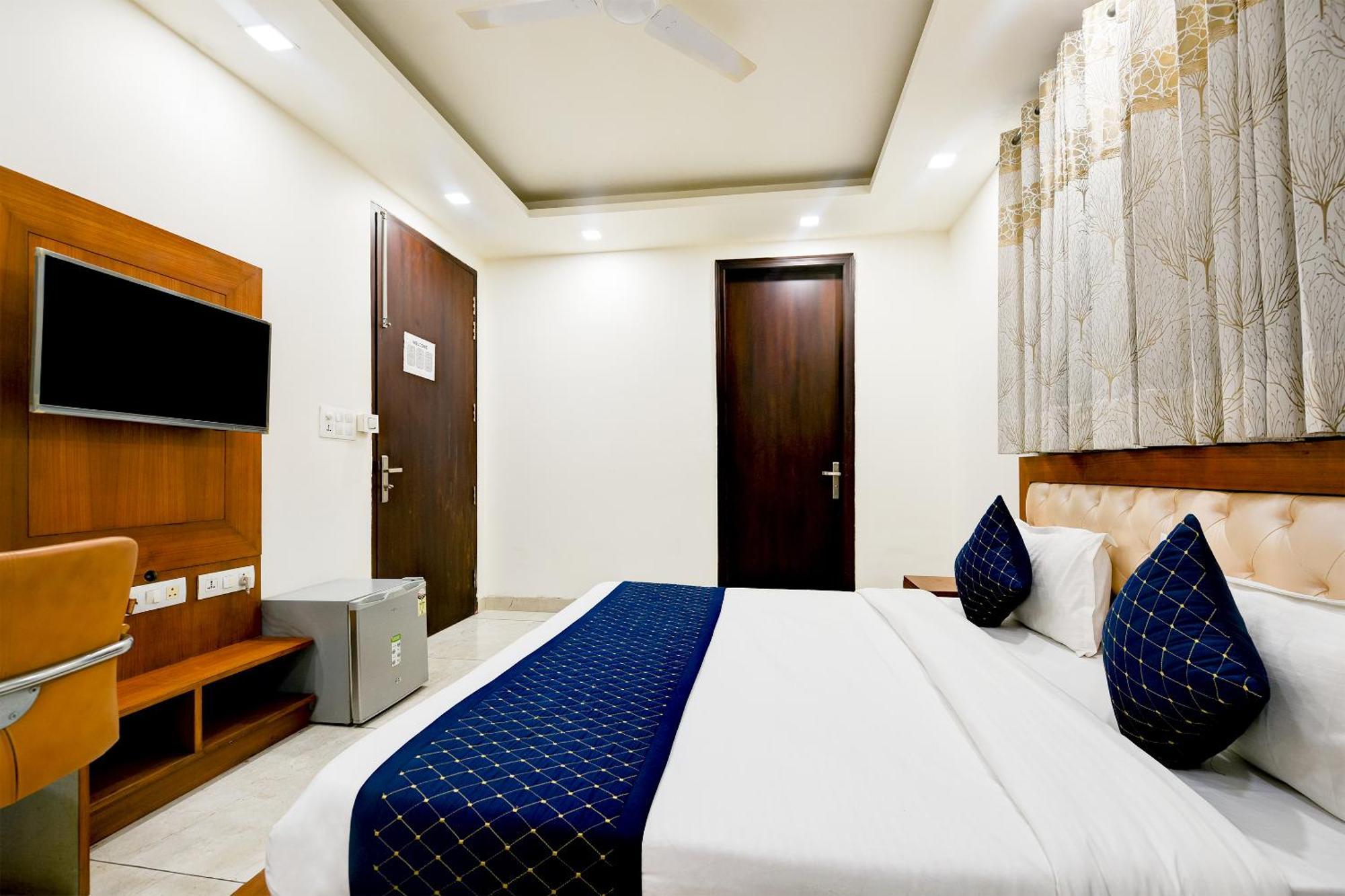 Hotel Leaf 9 Boutique, Near Golf Course Road And Galleria Market Gurgaon Esterno foto
