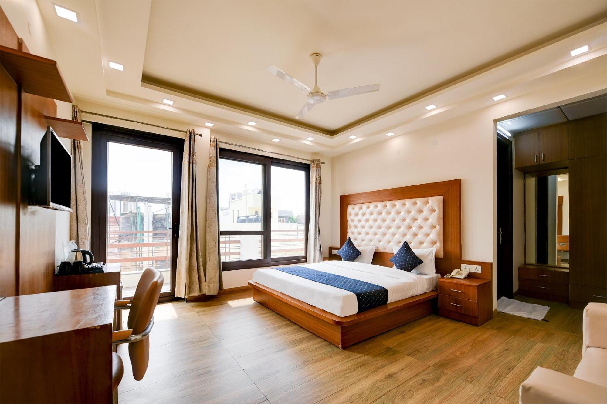 Hotel Leaf 9 Boutique, Near Golf Course Road And Galleria Market Gurgaon Esterno foto